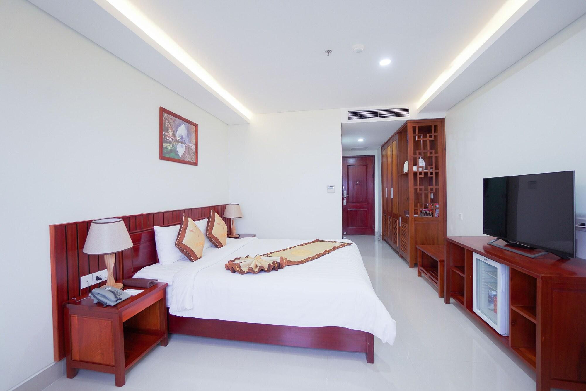 Vinh Hoang Hotel Dong Hoi Eksteriør billede
