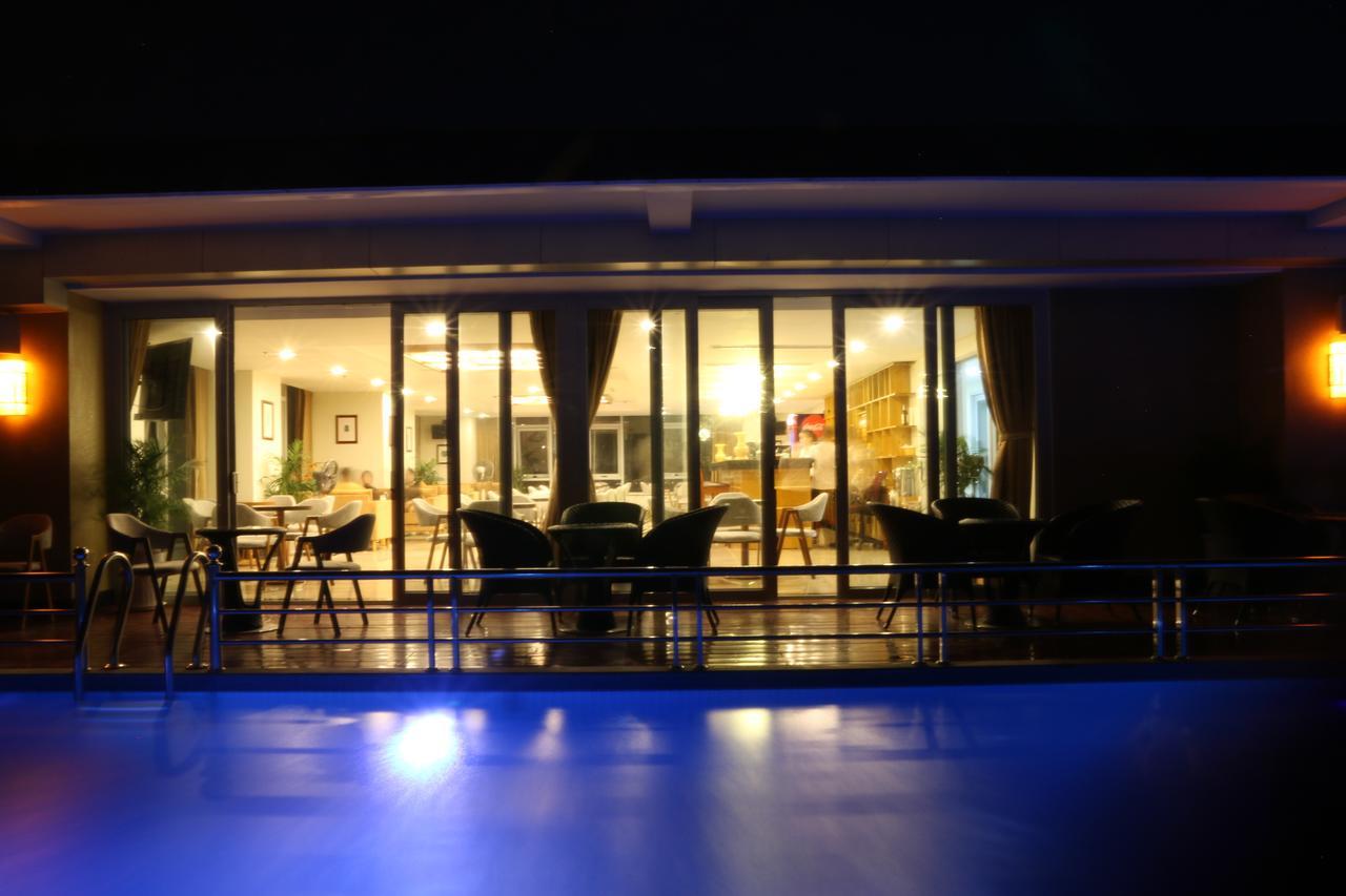 Vinh Hoang Hotel Dong Hoi Eksteriør billede